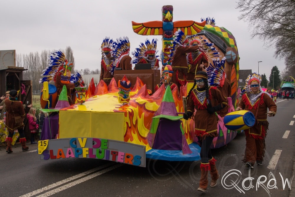 carnavalswinkel achtersloot