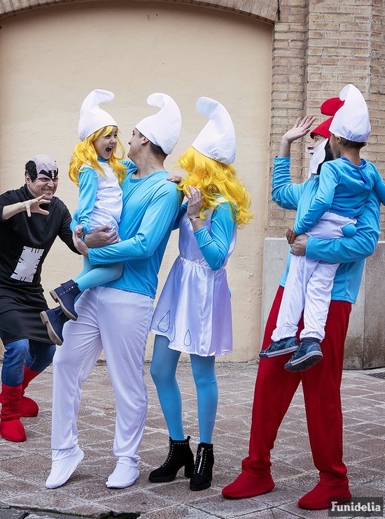 groep carnavalskostuums